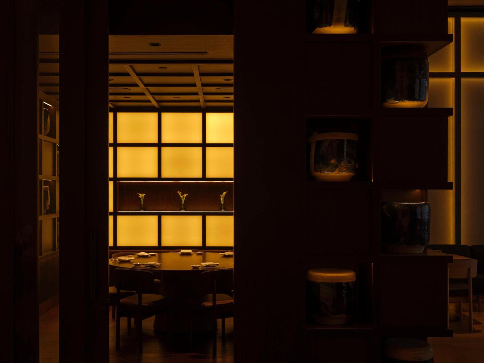 Nobu Hotel Toronto Exterior photo